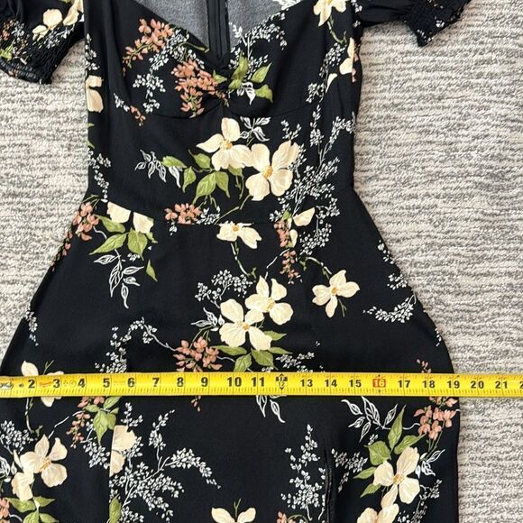 NWT Reformation Lacey Smocked Sleeve Dress Isabella Size 0 - Picture 11 of 16